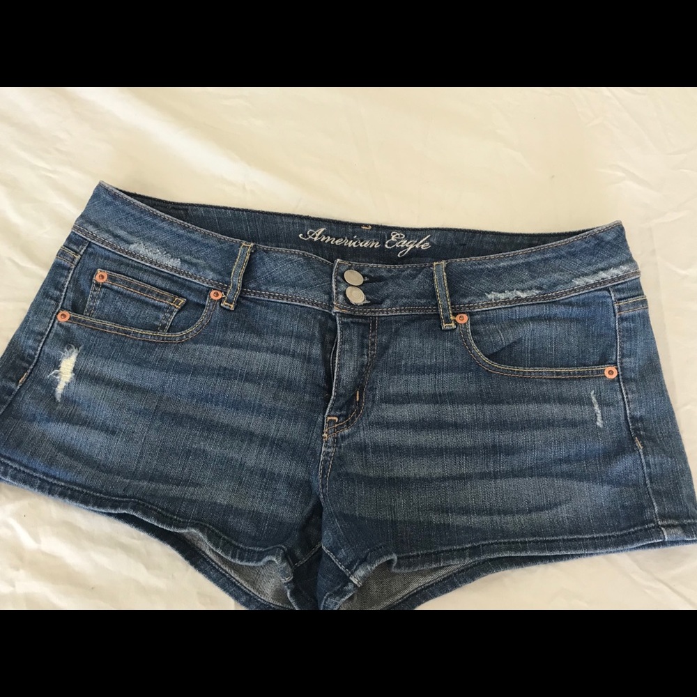 American Eagle distressed jean shorts